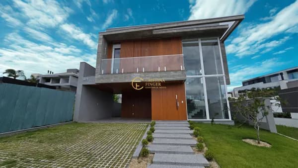 Casa de Alto Padrão à Venda no Condomínio Reserva da Pedra – 245m² + Rooftop Privativo