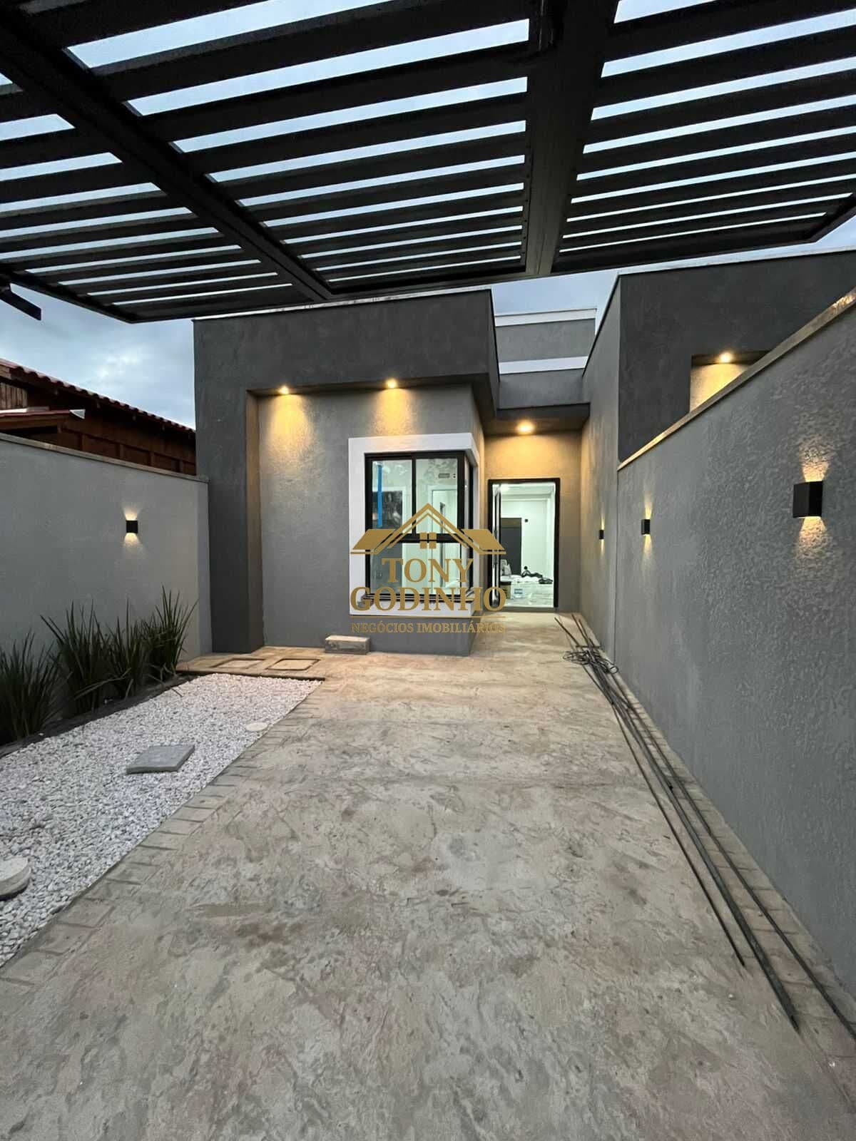 🏠 Belíssima casa geminada nova à venda no Bairro Rio do Meio em Itajaí SC!