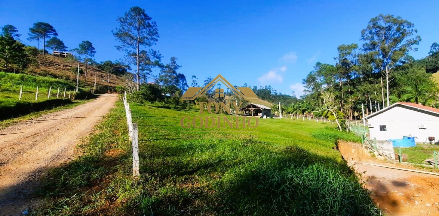 ✨ O REFÚGIO PERFEITO PARA SUA FAMÍLIA – TERRENO A VENDA NO BAIRRO PACIÊNCIA / ITAJAÍ - SC ✨