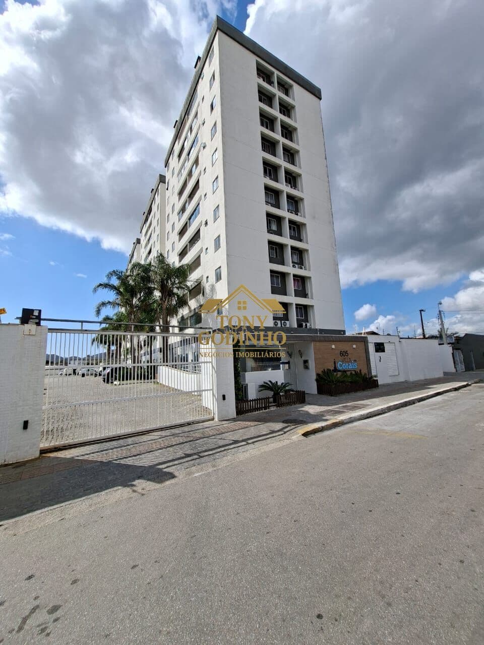 ✨ BELÍSSIMO APARTAMENTO SEMI MOBILIADO À VENDA – BAIRRO CIDADE NOVA✨