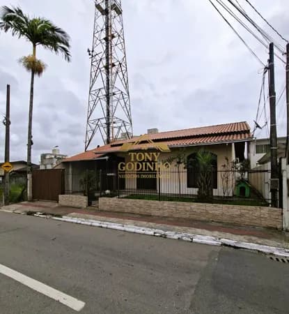 Oportunidade incrível de adquirir um imóvel na Cidade de Itajaí - Bairro Cordeiros!