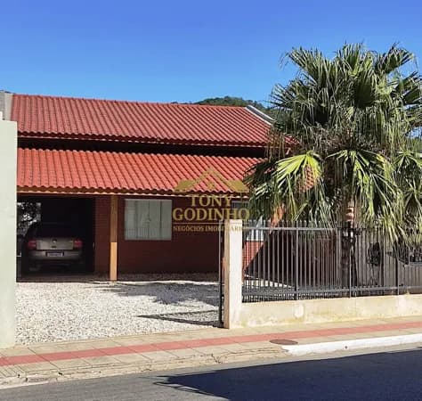 BELÍSSIMO IMÓVEL AVERBADO A VENDA - BAIRRO FAZENDA