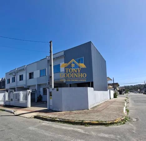 BELÍSSIMO SOBRADO SEMI MOBILIADO A VENDA - BAIRRO CIDADE NOVA