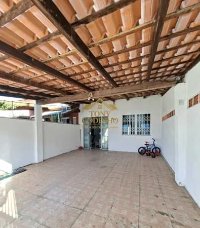 Oportunidade Imperdível - Casa Geminada a Venda no Bairro Nilo Bittencourt