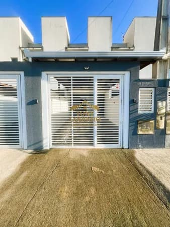 BELÍSSIMO SOBRADO MOBILIADO A 700 METROS DA PRAIA A VENDA - ITACOLOMI EM BALNEÁRIO PIÇARRAS SC
