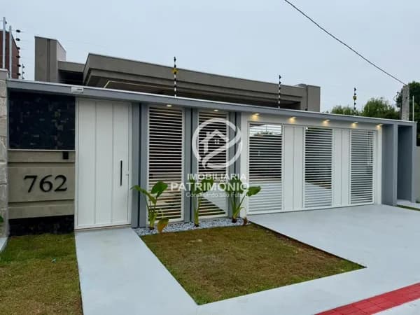 CASA NO PQ. ALVORADA