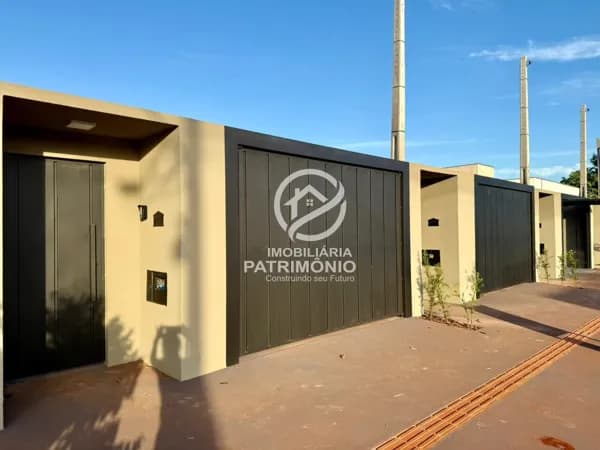 4 CASAS A VENDA NO JD. ESPLANDA