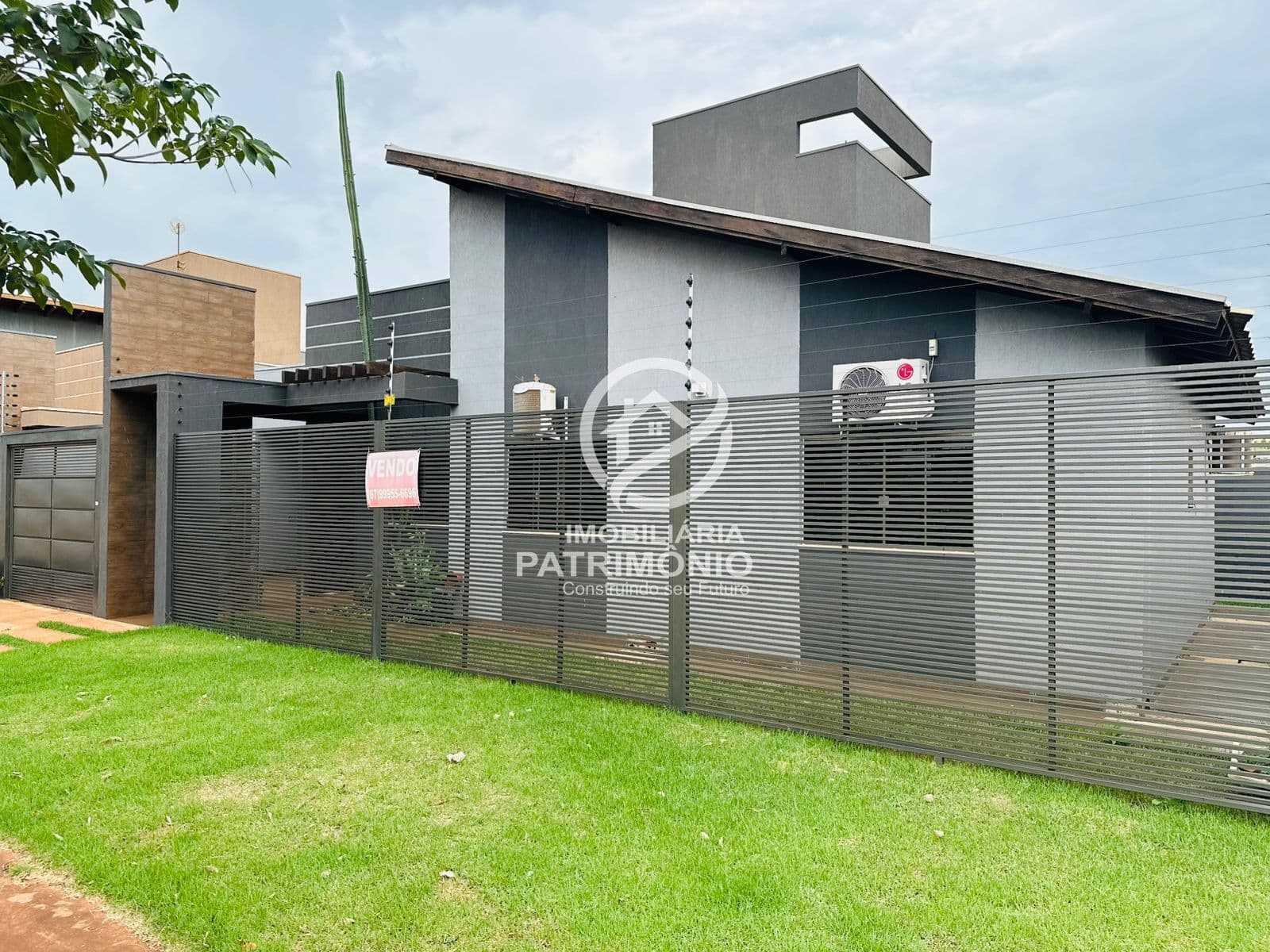 CASA A VENDA NO JD. CRISTHAIS