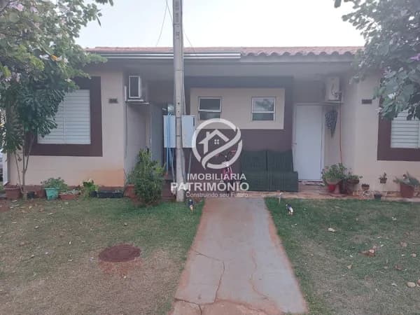 CASA NO MORADAS DOURADOS