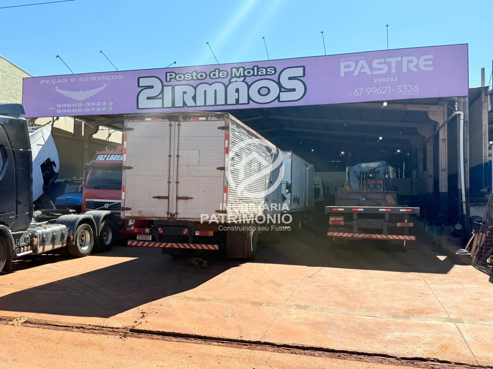 BARRACÃO COMERCIAL A VENDA NO VIVAL DOS IPÊS