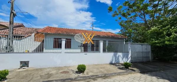 Casa de Alvenaria à Venda – Bairro Portinho | Laguna – SC