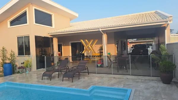 Casa de Alto Padrão à Venda – Bairro Caputera, Laguna/SC