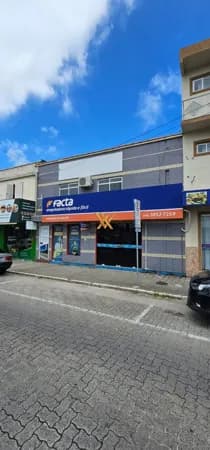 Prédio para investimento com renda"