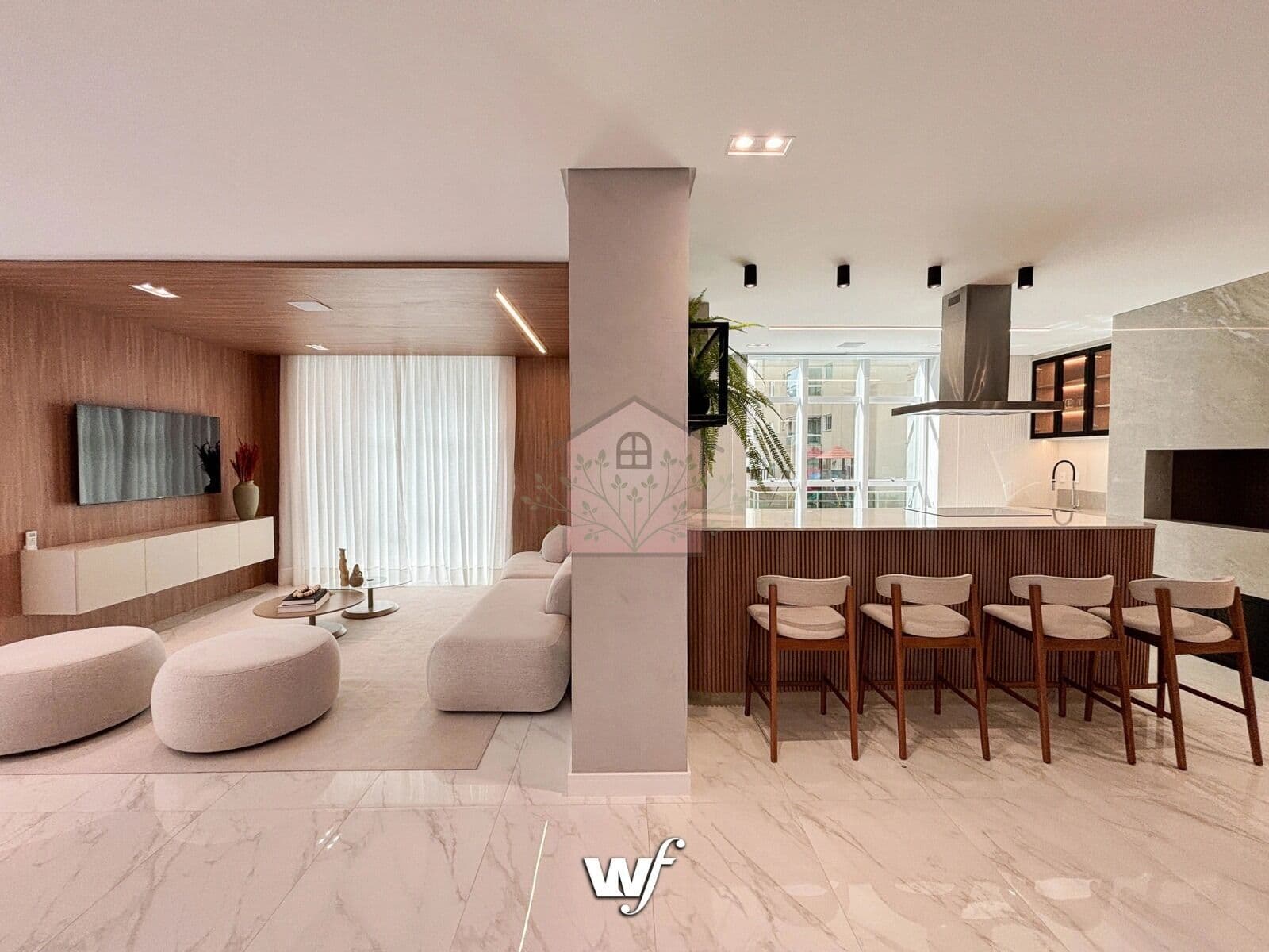 Apartamento em Itapema - Meia Praia