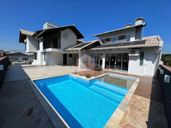 Casa em Rio do Sul - Canta Galo
