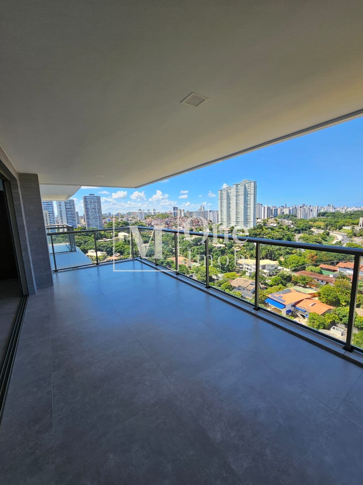 Apartamento em Salvador - Horto Florestal