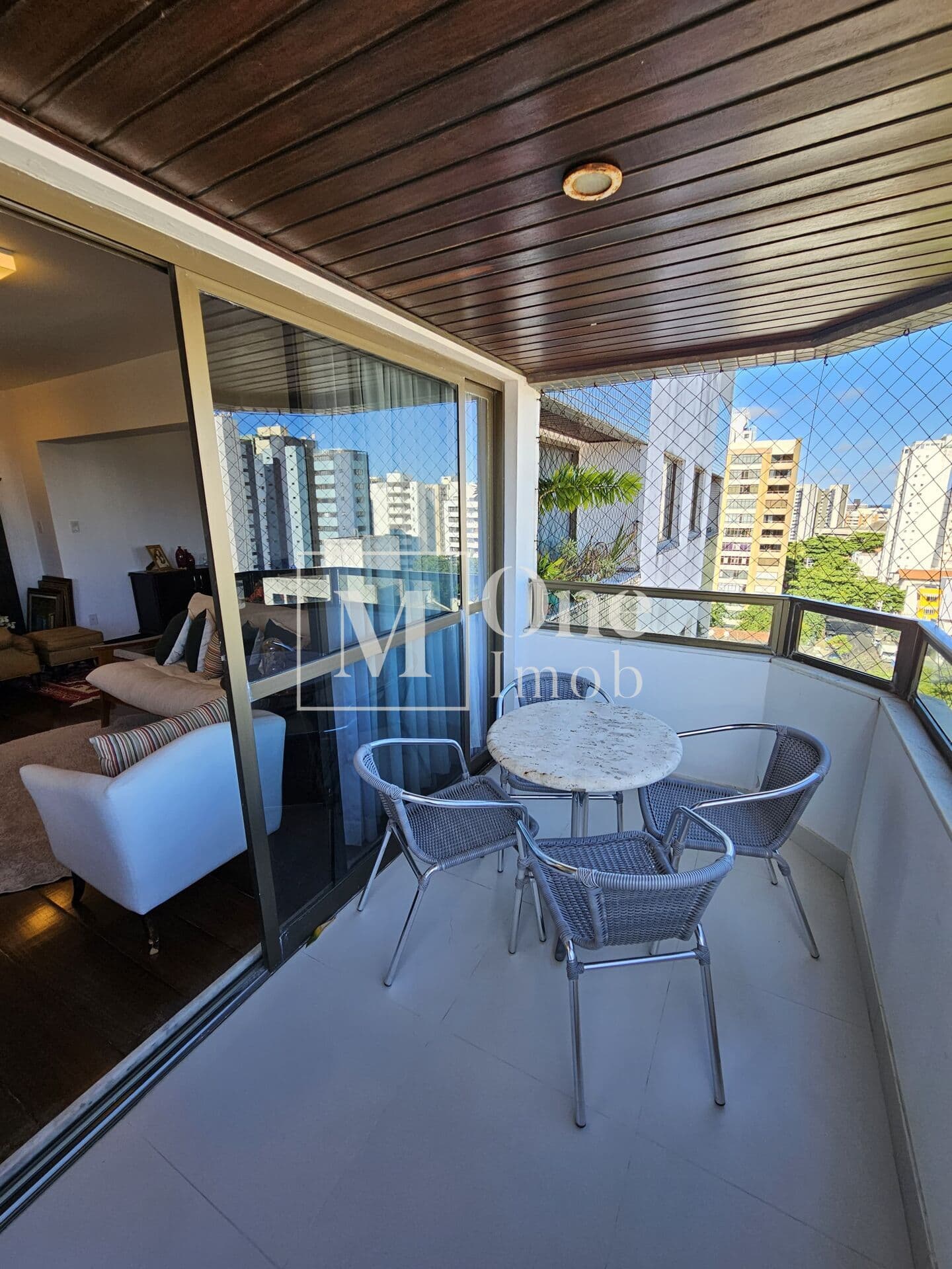 Apartamento em Salvador - Pituba