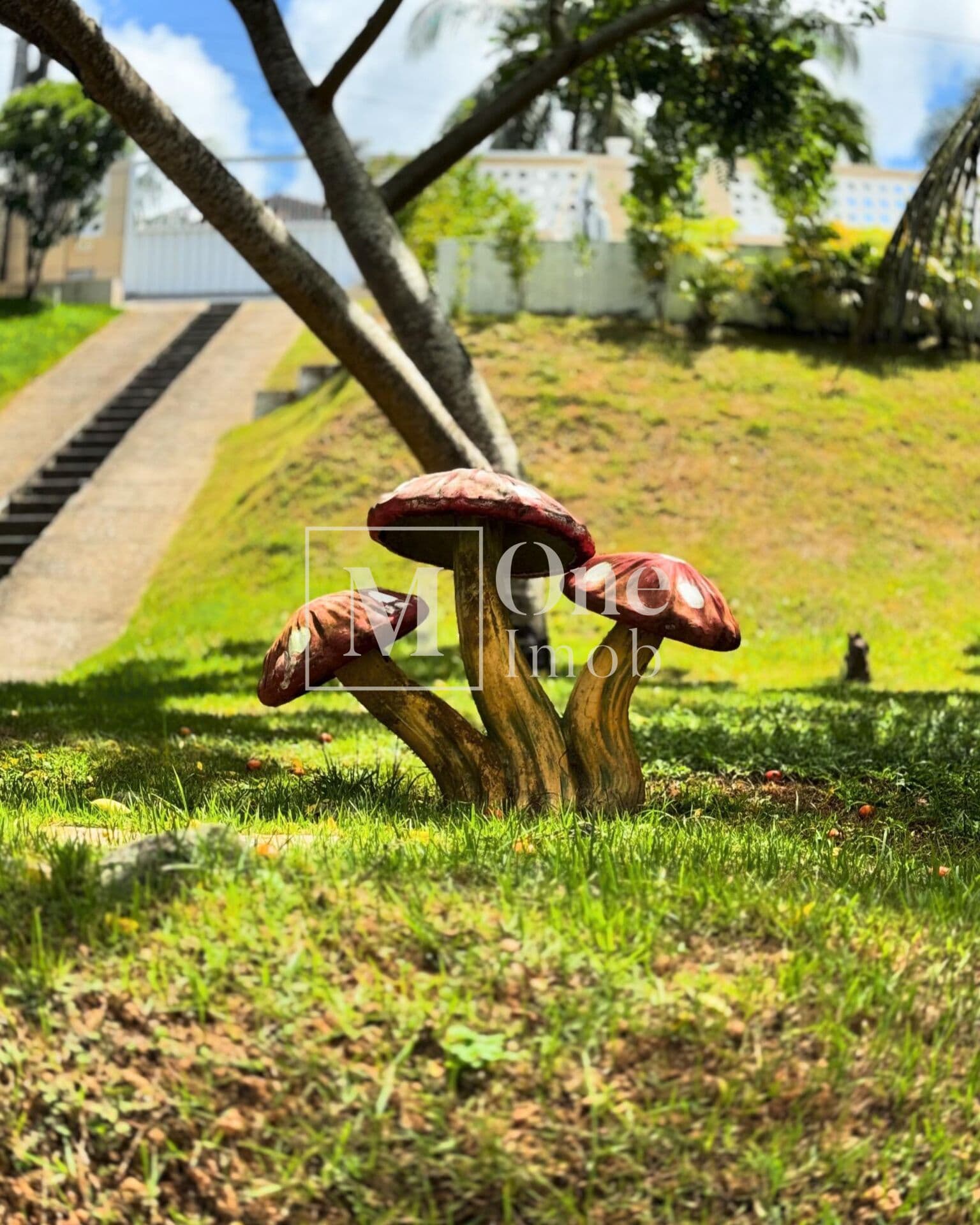 Sobrado em Lauro de Freitas - Centro