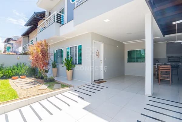 Sobrado em Navegantes - Centro