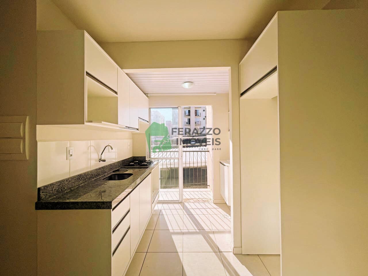 Apartamento com móveis planejados a venda