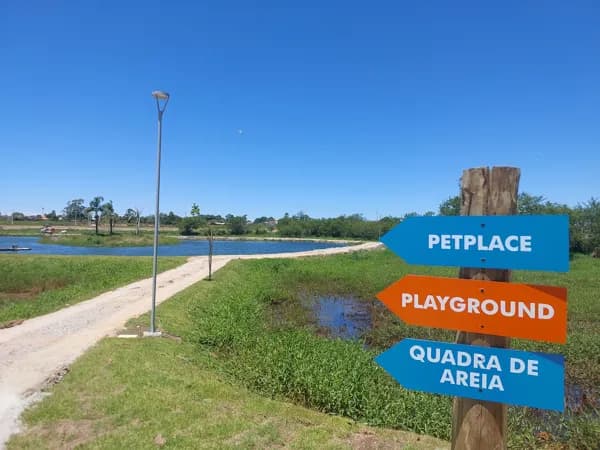 Lote/Terreno em Imbituba - Araçatuba