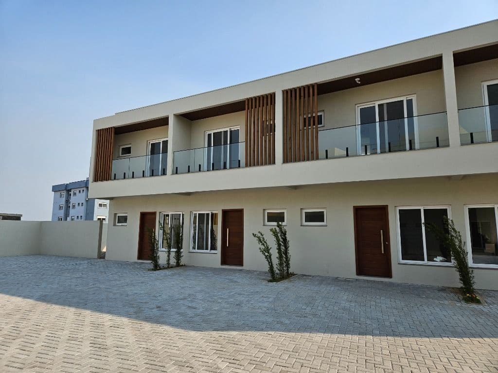 Casa com 2 dormitórios à venda, 84 m² por R$ 600.000,00 - Village - Imbituba/SC