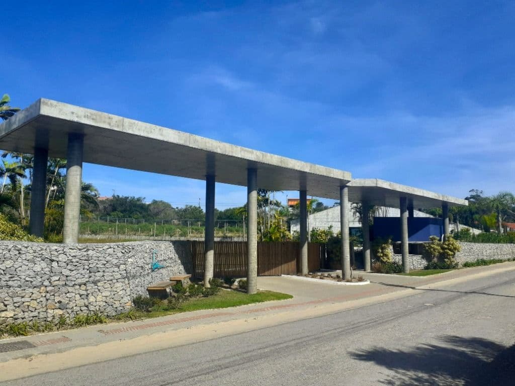 Terreno à venda, 236 m² por R$ 252.000 - Condomínio Docas do Rosa - Praia do Rosa - Imbituba/SC