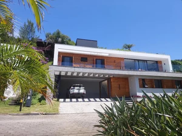 Casa com 4 dormitórios à venda, 188 m² por R$ 2.900.000 - Morrinhos - Garopaba/SC