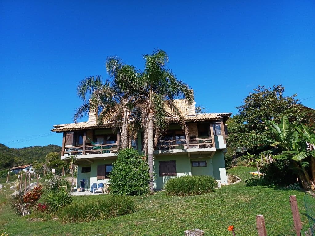 Casa com 8 dormitórios à venda, 266 m² por R$ 3.690.000,00 - Praia da Vigia - Garopaba/SC