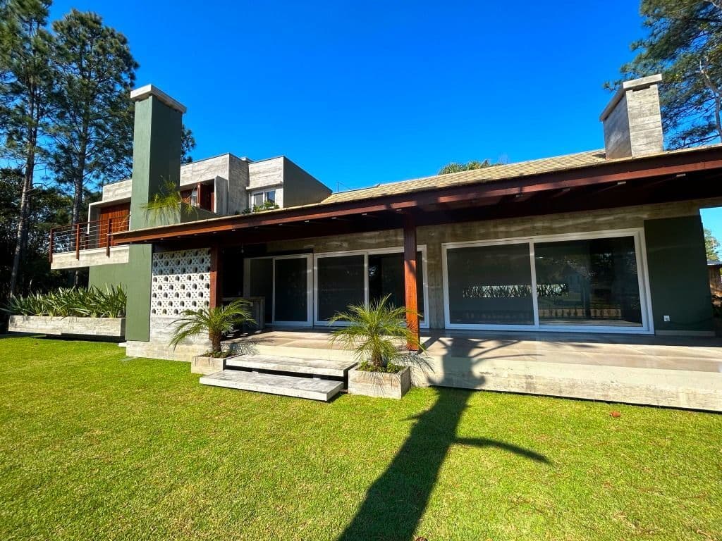 Casa com 3 dormitórios à venda, 290 m² por R$ 2.800.000,00 - Praia do Rosa - Garopaba/SC