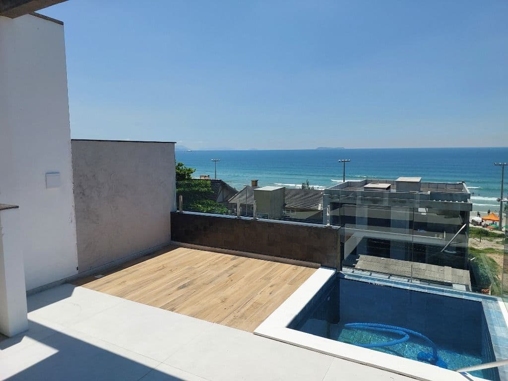 Casa com 3 dormitórios à venda, 175 m² por R$ 2.650.000,00 - Morrinhos - Garopaba/SC