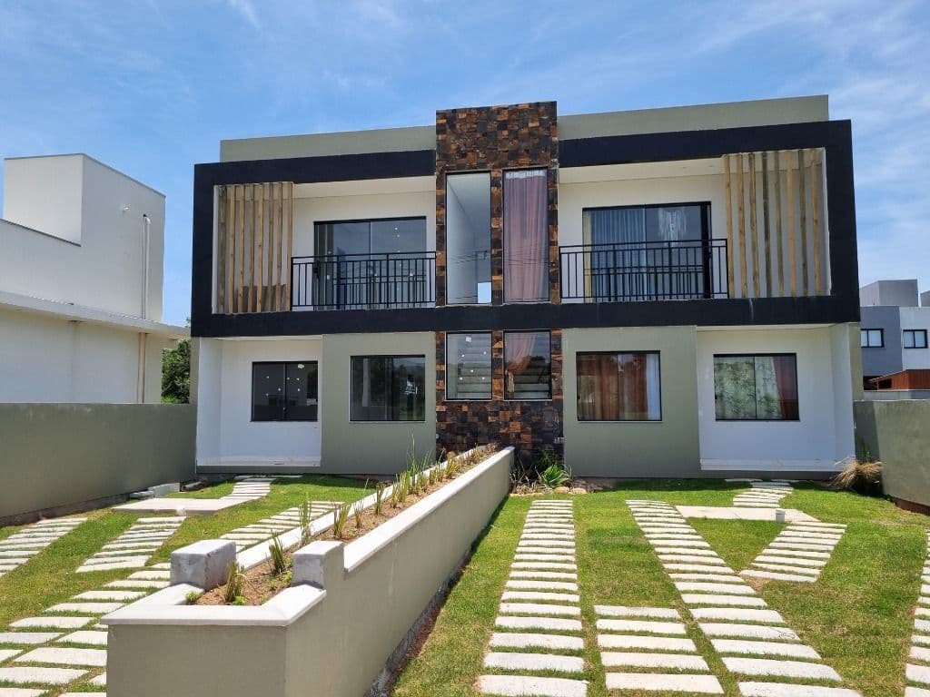 Casa com 3 dormitórios à venda, 110 m² por R$ 750.000 - Bairro Limpa - Garopaba/SC