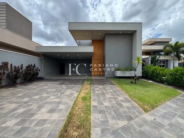 Casa de Condomínio em São José do Rio Preto - Gaivota II