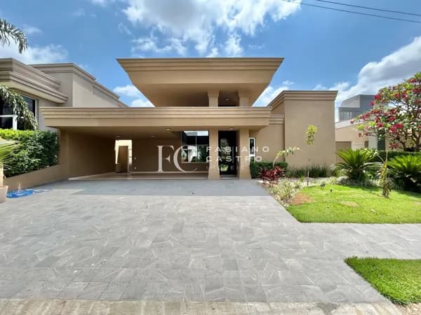 Linda casa no Condomínio Damha IV!!!
