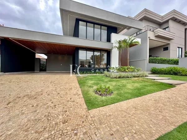 Casa de Condomínio em Ribeirão Preto - Centro