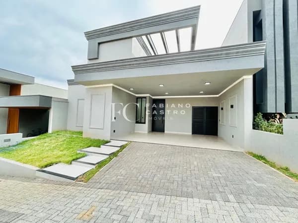 Linda Casa À VENDA no Condomínio MARIA JÚLIA!!