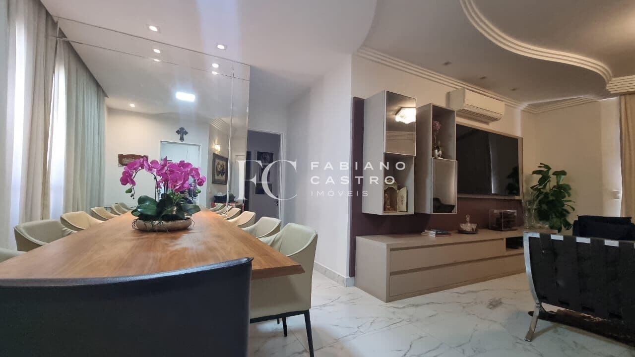 Lindo APARTAMENTO à VENDA no EDIFÍCIO ULISSES JAMIL CURY!!