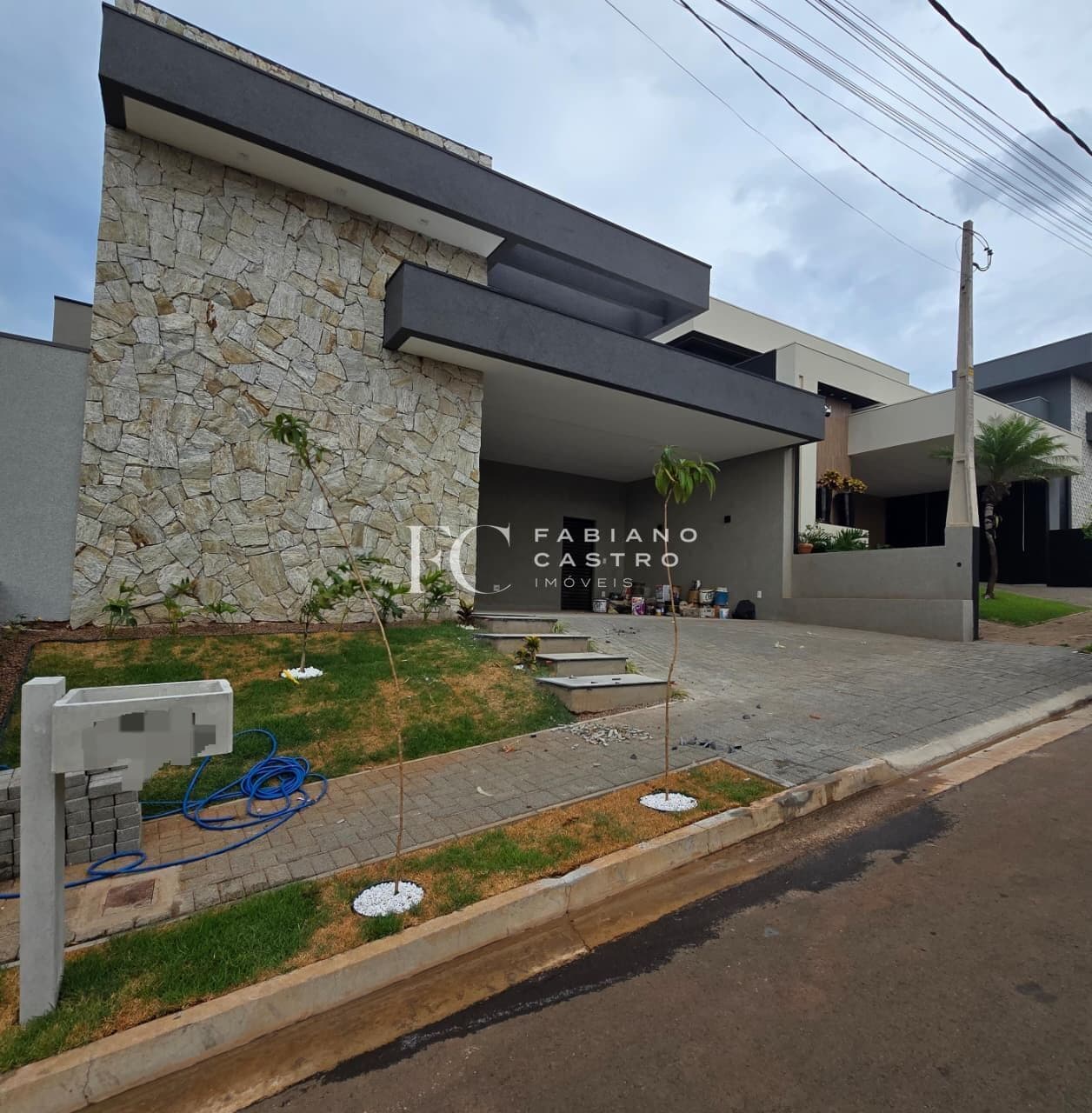 Casa de Condomínio em São José do Rio Preto - Residencial Maria Júlia