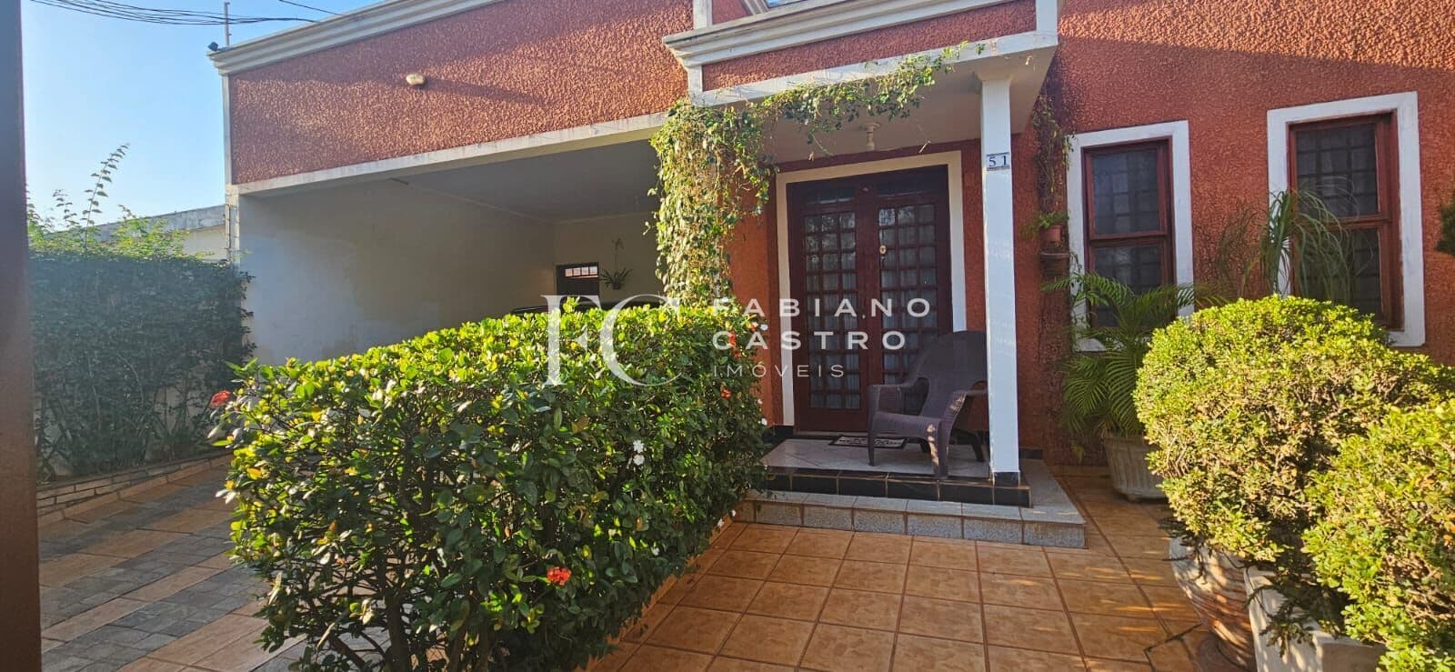 Casa à VENDA no bairro Mançor Daud !!
