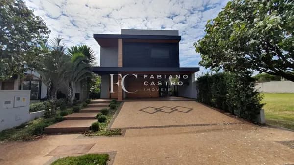 Belíssima CASA à VENDA no condomínio Alto do Castelo!!