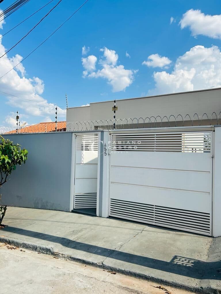 Casa a venda Residencial São Thomaz Aquino