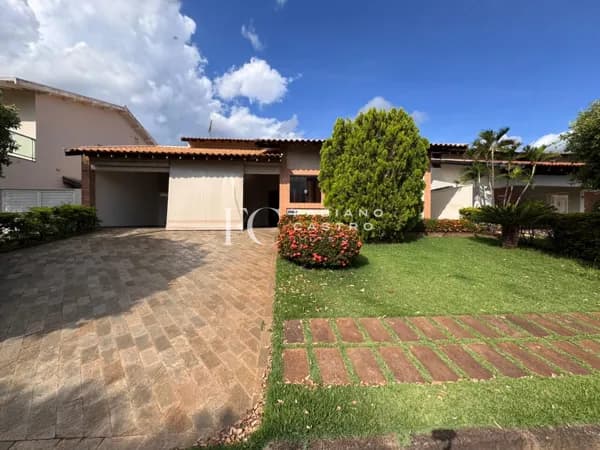 Casa de Condomínio em São José do Rio Preto - Residencial Jardins