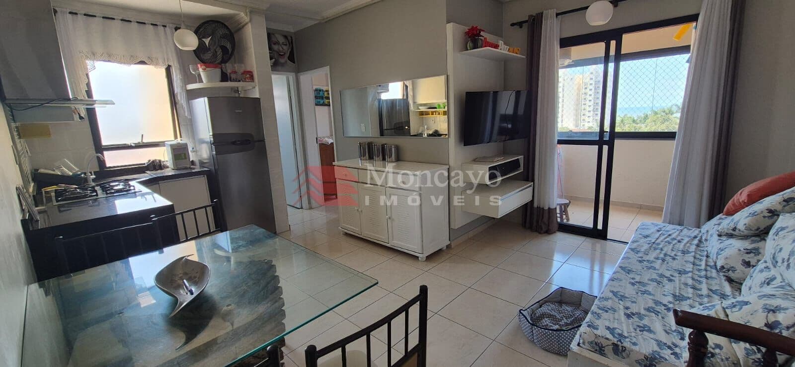 Apartamento à venda no Jardim Aruan, Caraguatatuba.