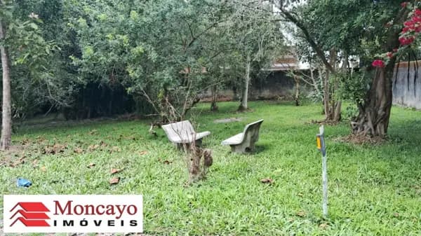 Terreno para venda próximo ao mar com 360m² na Martim de Sá, Caraguatatuba - SP.