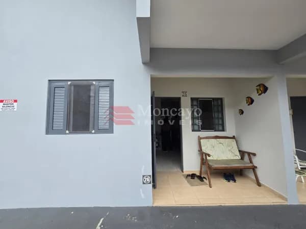 Casa em condomínio com 2 quartos para venda no Massaguaçu, Caraguatatuba - SP.