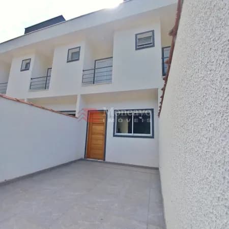 Sobrado padrão à venda no Massaguaçu, Caraguatatuba.