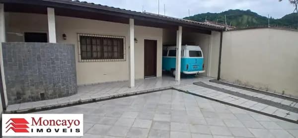 Casa com 3 quartos para venda no Centro, Caraguatatuba