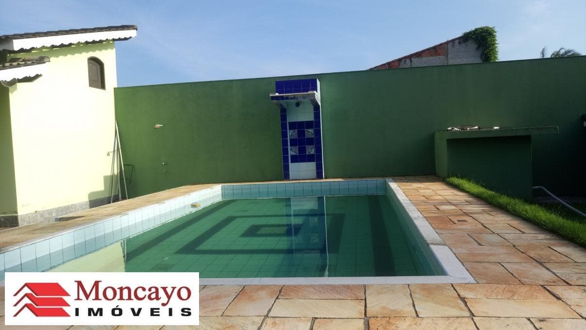 Casa para venda com terreno de 500m² na Vila Oceânica, Caraguatatuba