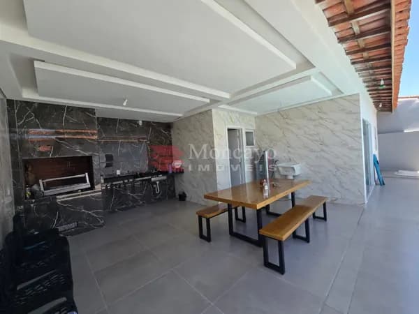 Casa com 4 quartos no Pontal de Santa Marina, Caraguatatuba.