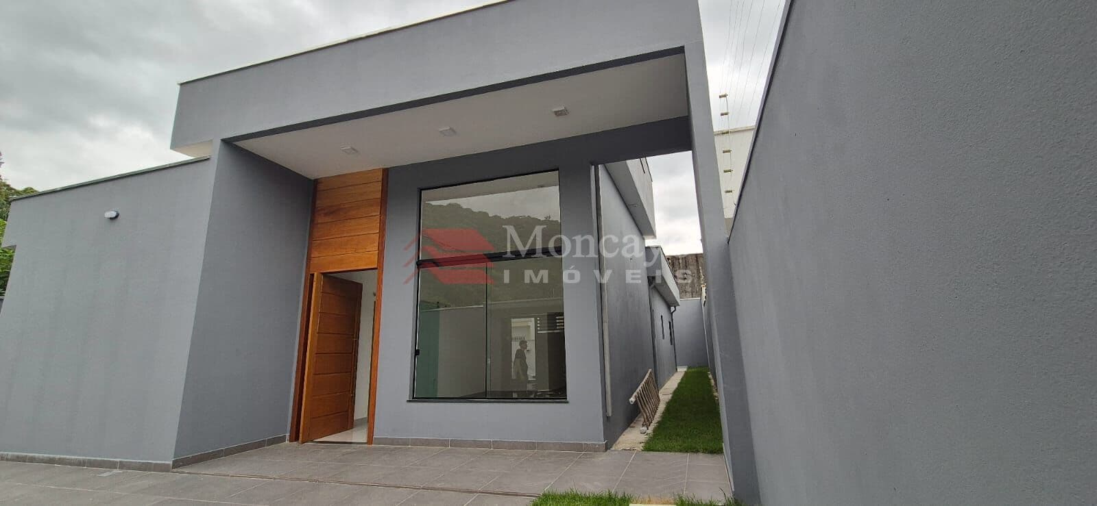 Excelente casa nova à venda no Massaguaçu, Caraguatatuba.